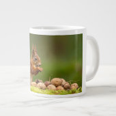 squirrel eating nut ジャンボコーヒーマグカップ (正面右)
