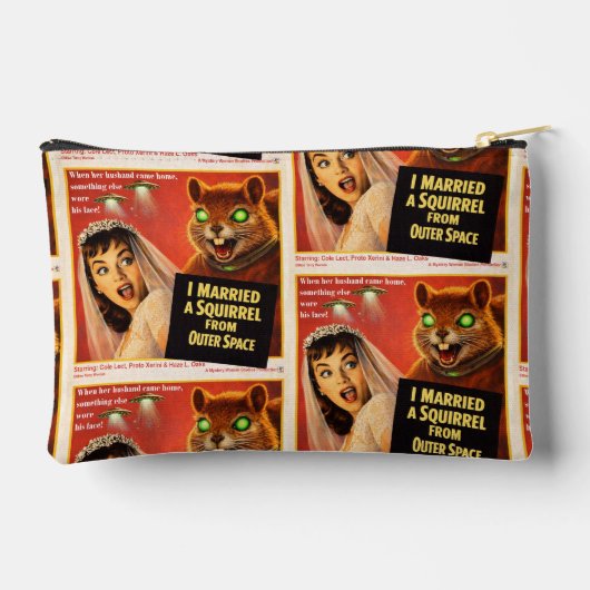 Squirrel from Outer Space アクセサリーポーチ (裏面)