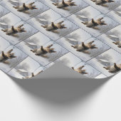 Squirrel Hanging From an Icicle ラッピングペーパー (角)