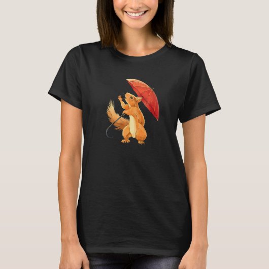 Squirrel Holding Umbrella  Squirrel Enthusiast Tシャツ (正面)