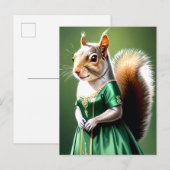 Squirrel Wearing Green Dress ポストカード (正面/裏面)