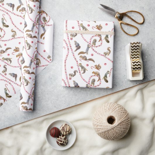 Squirrels Peppermint Wrapping Paper ラッピングペーパー (クラフト)