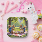 Squirrels Playing Chess In a City Park ペーパープレート (パーティー)