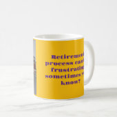 「SSオフィスでの退職プロセス」 コーヒーマグカップ (正面右)