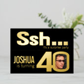 ssh...サプライズ40th誕生日パーティー金ゴールドブラック 箔招待状 (立ち正面)