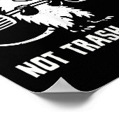 Ssum Ossum Trash Can Trash Cannot Funny Joke Ossum ポスター (角)