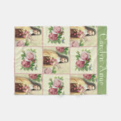 St.テレーズ小さい花w/red及びピンクのバラ フリースブランケット (正面(横))