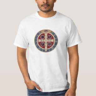 St.ベネディクトのメダルが付いている白いTシャツ Tシャツ