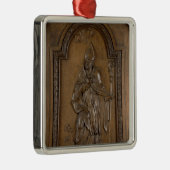 St.メダルトの司教を描写するレリーフ、浮き彫り メタルオーナメント (右)
