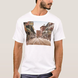 St Charlesの通りニュー・オーリンズ1900年 Tシャツ