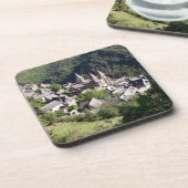 St. Foy (phoの村そして教会の眺め コースター (左側)