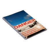 St. Maarten空港の近くの警告標識、 ノートブック (右側)