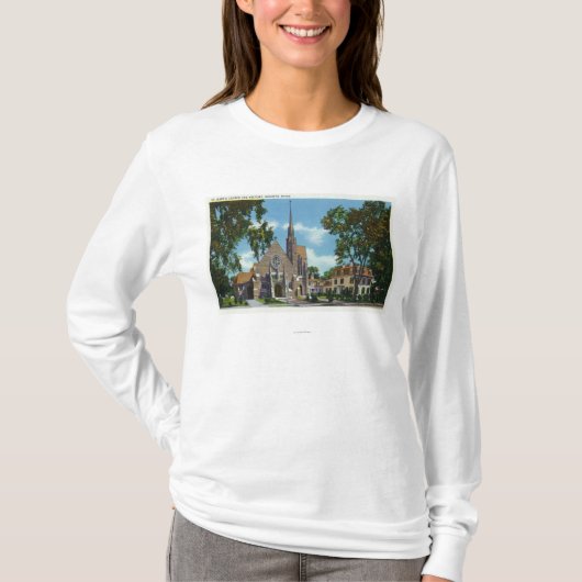 St Maryの教会および牧師の住宅の外観 Tシャツ (正面)
