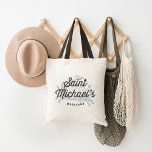 St. Michael's Maryland Vintage Logo トートバッグ<br><div class="desc">Cute St. Michael's, Maryland tote bag features the name of the town and state, in vintage distressed lettering, overlaid on a blue Maryland crab outline illustration. Personalize this cute tote with a name or wedding date for a cool personalized gift or giveaway item, or leave as is for a great...</div>