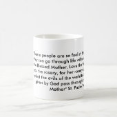 St. Padre PIOの単語の木の数珠 コーヒーマグカップ (中央)