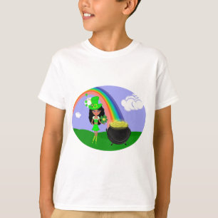 St Pat日の虹を持つブルネットの女の子の小妖精 Tシャツ