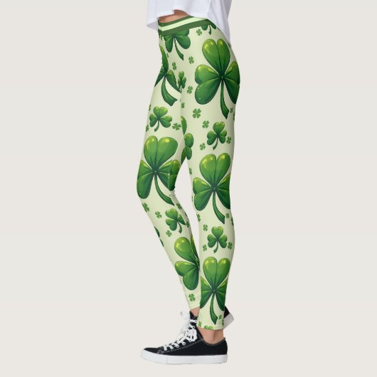 St. Patrick’s Day Clover Chaos Leggings レギンス (左)