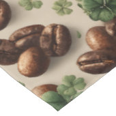 St. Patrick’s Day Coffee & Shamrock Pattern テーブルクロス (アングル)