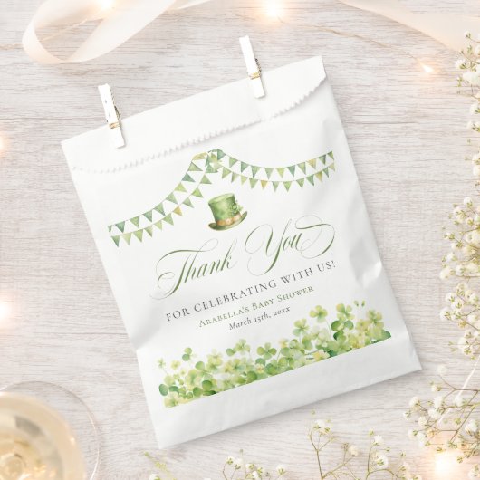 St. Patrick’s Day Green Shamrock Baby Shower フェイバーバッグ (クリップ留めされた状態)