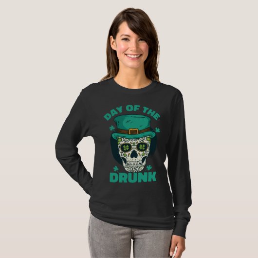 St Patrick`s Day Irish C leaf Skeleton Day of the  Tシャツ (正面フル)