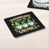 St Patrick’s Day Lucky Shamrock Gnome  スクエアペーパーコースター (アングル)