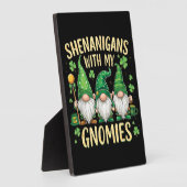 St Patrick’s Day Lucky Shamrock Gnome  フォトプラーク (側面)