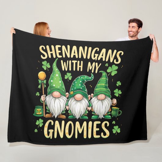 St Patrick’s Day Lucky Shamrock Gnome  フリースブランケット (インサイチュ)