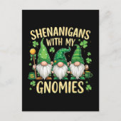 St Patrick’s Day Lucky Shamrock Gnome  ポストカード (正面)