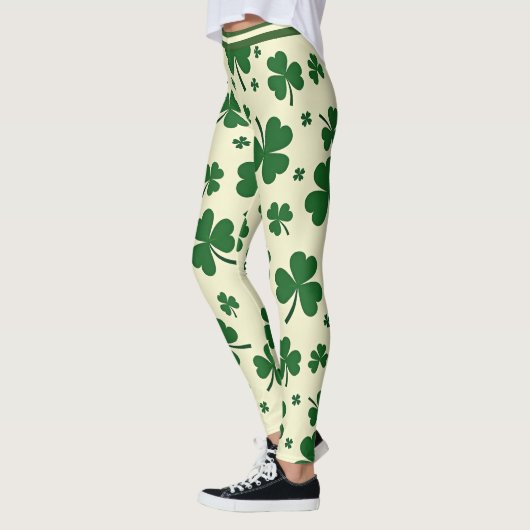 St. Patrick’s Day Shamrock Swagger Leggings レギンス (左)
