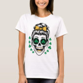 St. Patrick’s Day Skull with Shamrocks and Messy  Tシャツ (正面)