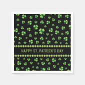 St. Patrick’s Day Watercolor Shamrock on black スタンダードカクテルナプキン (正面)