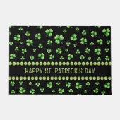 St. Patrick’s Day Watercolor Shamrock on black ドアマット (正面)