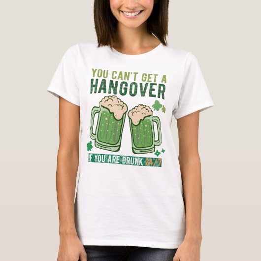 St patricksおもしろいギフト二日酔い飲み班 tシャツ (正面)