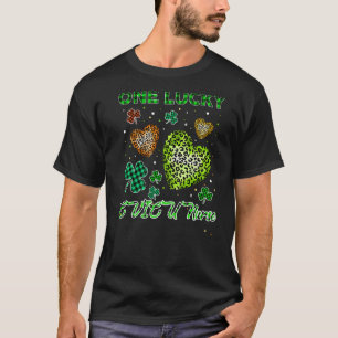 St patricksワンラッキークヴィクナースバッファローレオパード tシャツ