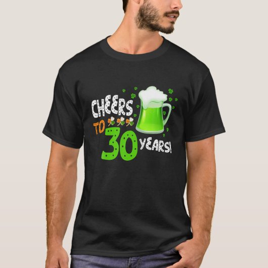 st patricks30歳誕生日ビールマグ30歳TE Tシャツ (正面)