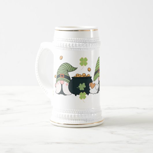 St. Patrick's Cute Day Gnomes ビールジョッキ (正面左)
