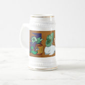 St patricks dayの帽子を飲むビールの男 ビールジョッキ (正面左)