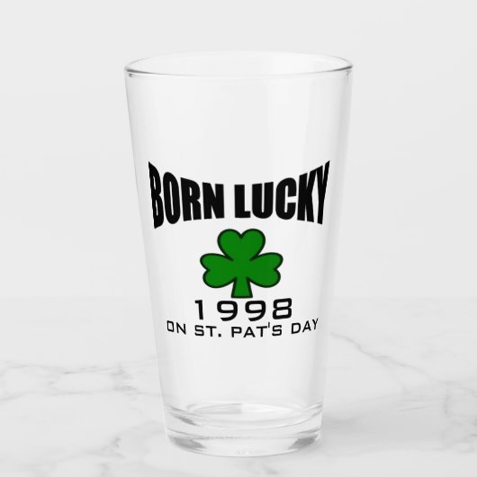 st patricks dayの誕生日の生まれる幸運なアイルランドのシャムロック タンブラーグラス (正面)