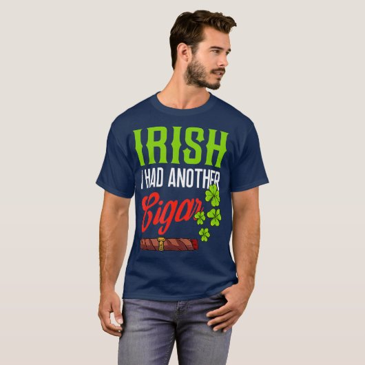 St patricks dayアイリおもしろいッシュシガースモーク tシャツ (正面フル)