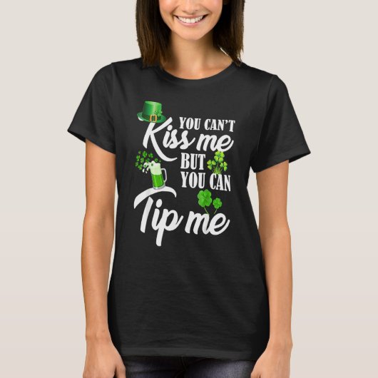 st patricks dayウエートレスおもしろいバーテンダーウェイター tシャツ (正面)