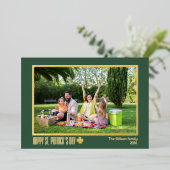 st patricks dayエレガントシャムロックの家族の写真 箔シーズンカード (立ち正面)