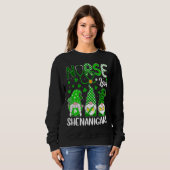 St patricks dayナースラブシェナニガンおもしろい格言 スウェットシャツ (正面フル)