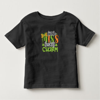 St patricks dayリトル恋しく思ラッキーチャーム トドラーTシャツ