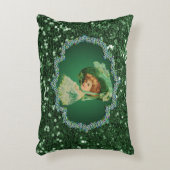 St patricks dayレディーグリーンフレームフェイクグリッター アクセントクッション (正面(垂直))