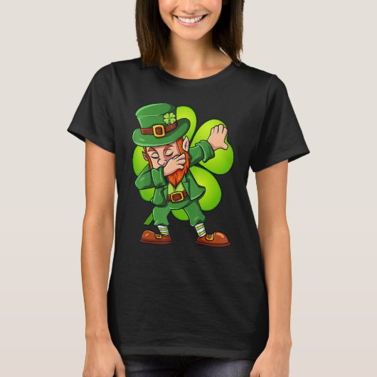 St Patricks Day Dabbing Leprechaun Clover Boys Gir Tシャツ (正面)