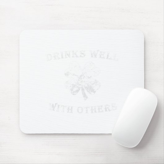 St Patricks Day Drinks Well With Others Funny Iris マウスパッド (マウス)