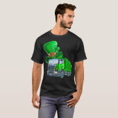 St Patricks Day Garbage Truck Shamrock Men Kids Tシャツ (正面フル)