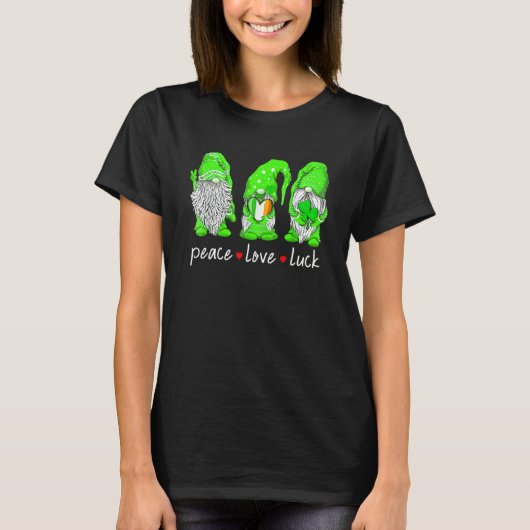 St Patrick's Day Gnome Peace Love Luck Heart Shamr Tシャツ (正面)