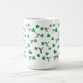 St. Patrick's Day Hummingbird and Shamrocks コーヒーマグカップ (中央)