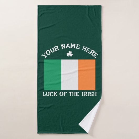 St Patrick's Day Ireland Flag Custom Name Shamrock バスタオル (バスタオル)